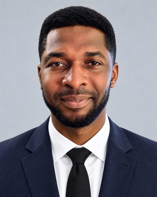 Jacques YANA, consultant spécialiste en finance chez MINEDOS Consulting